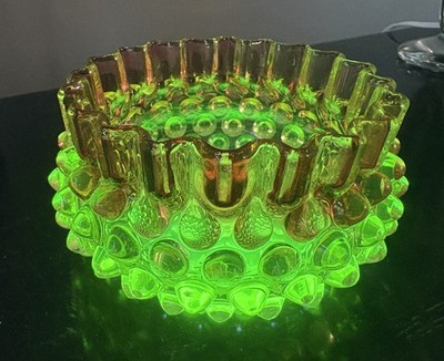 Hobbs Rubina Verde Round Bowl 5 Inch Diameter Excellent