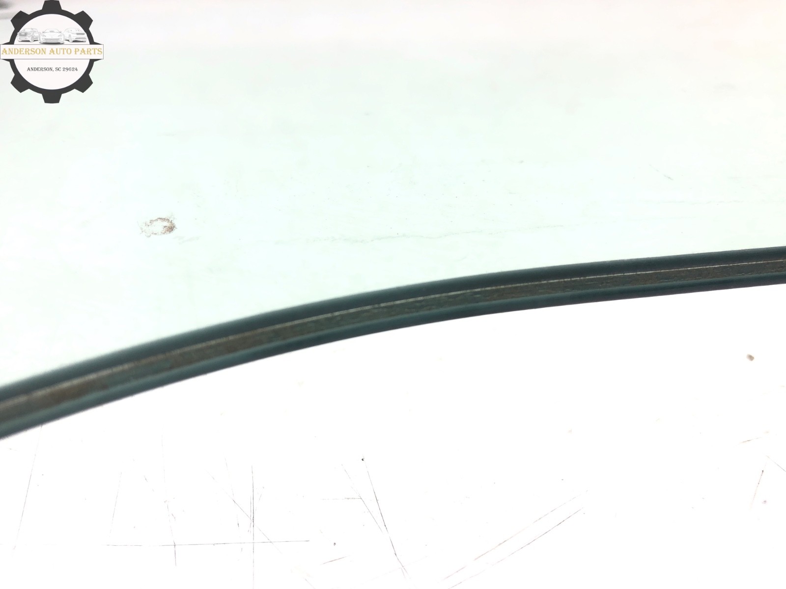 2014-2023 MASERATI GHIBLI RIGHT PASSENGER FRONT DOOR WINDOW GLASS OEM