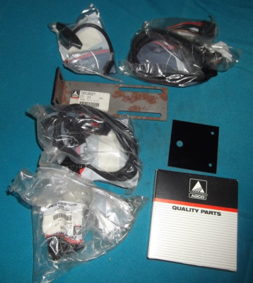 AGCO MASSEY FERGUSON 72516529 KIT NEW