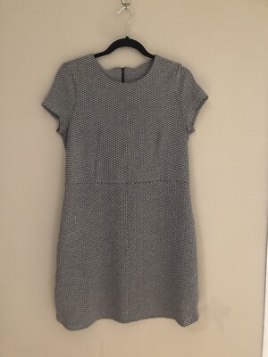 HM Dress Fitted Dress  - Stretch - Size Medium - EUC