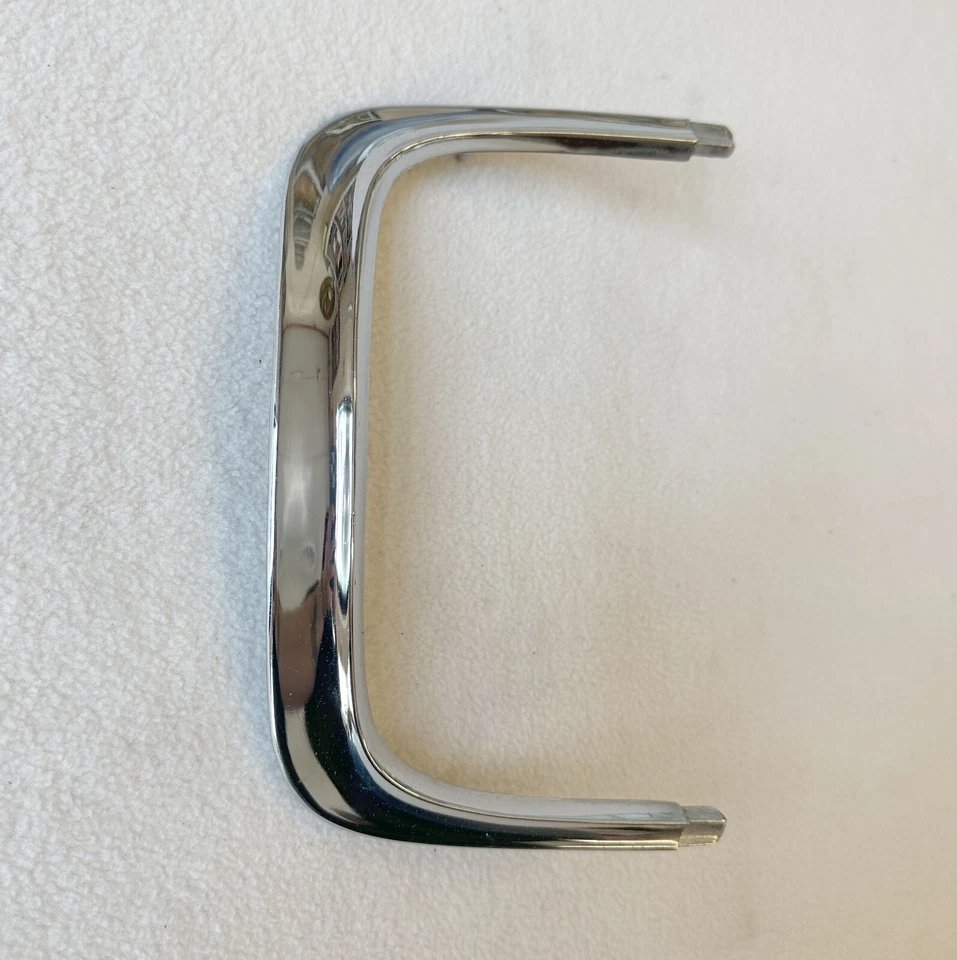 1964 Dodge 330 LH отделка крыла со стороны водителя молдинг 2445185 - Изображение 2 из 4