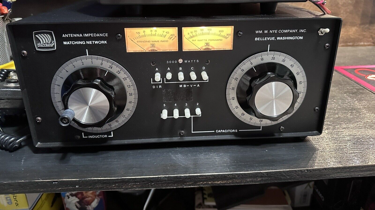 U14165 Used NYE Viking MB-V-A Vintage 3000 Watt Antenna Tuner 160