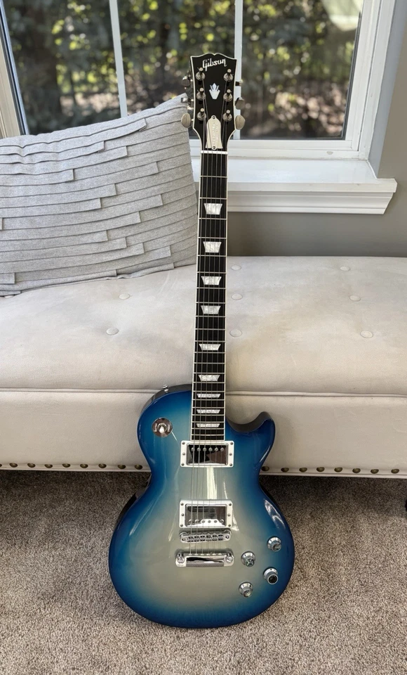 2007 Gibson Les Paul Robot Limited Edition 1st Run Blue Burst Solid Body - Image 2 of 4