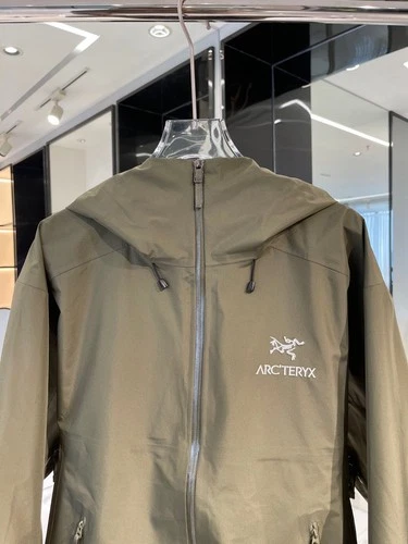 Unisex ARC Beta LT Coat Waterproof Camping Hiking Outdoor Green Jackets image 4