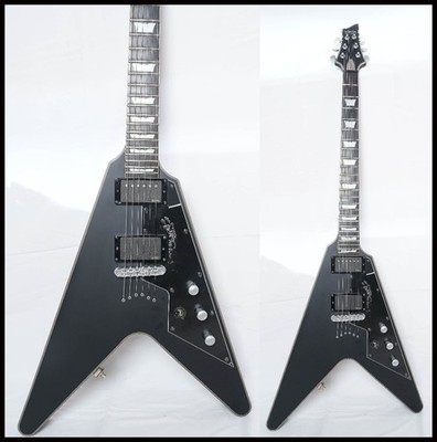 Used 2015 SCHECTER PLATINUM Seriese V-1 Satin Black Flying V EMG PU 3.51kg W/GB