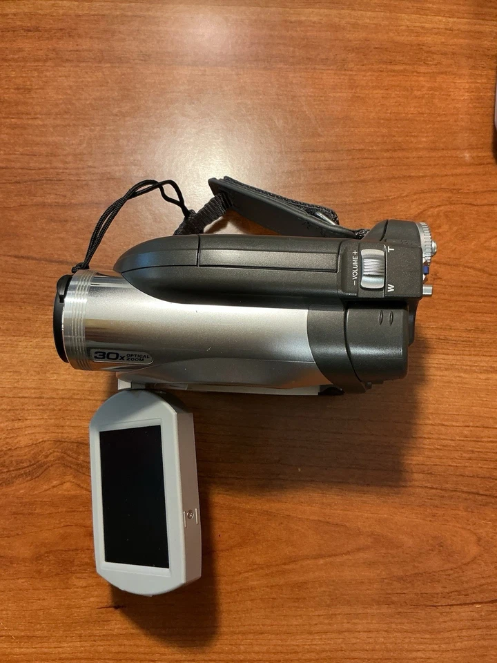 Panasonic VDR-D100 Camcorder -  Silver - Image 2 of 4