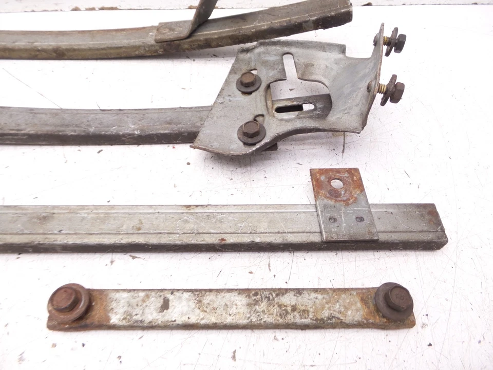 Juego completo de pistas de ventana Camaro Firebird 70-81 pista conductor pasajero original GM Foto 4 de 4