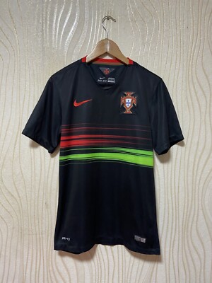 Portugal 2014/2015 サッカーシャツナイキ577986-677 PORTUGAL 2014 2015 HOME FOOTBALL SHIRT SOCCER JERSEY NIKE