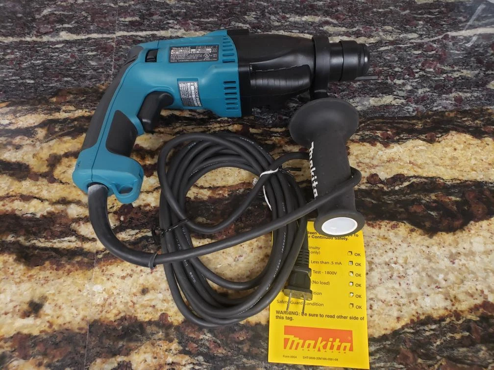 Makita hr1830f hot sale