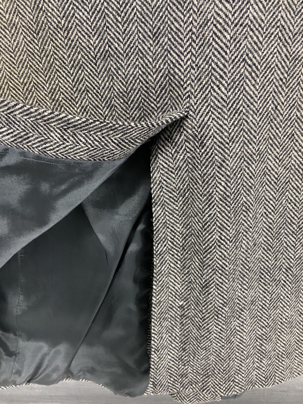 Towncraft Lambswool Herringbone 2 Button Blazer J… - image 7