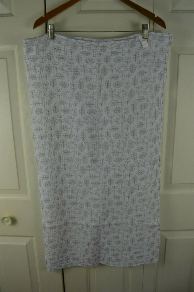 Manta Bananafish hoja de palmera bebé gris blanco hojas de muselina Foto 2 de 4