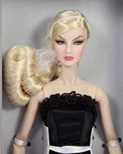 NRFB 2025 Gardenia Agnes Von Weiss Fashion Royalty Doll NEW Integrity Toys