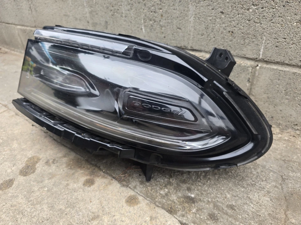 Faros Dodge Charger ambos L&R 2016 2017 2018 2019 2020 XENON LED OEM Foto 3 de 4