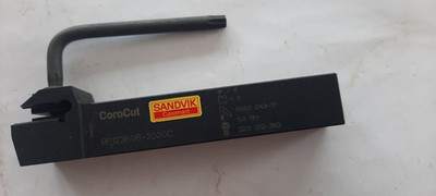 1 Sandvik  Abstech- Klemmhalter   RF123K08-2020C