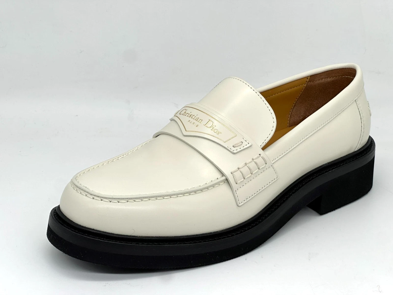Mocassins plats en cuir brossé DIOR BOY chaussures de conducteur blanc cassé