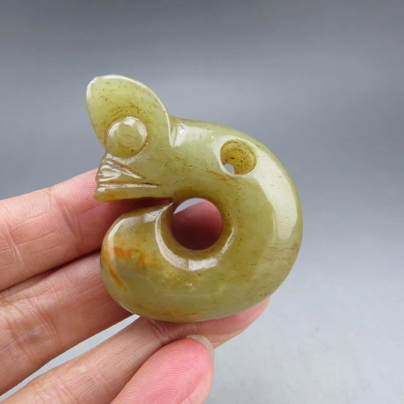 Jade pig hotsell pendant