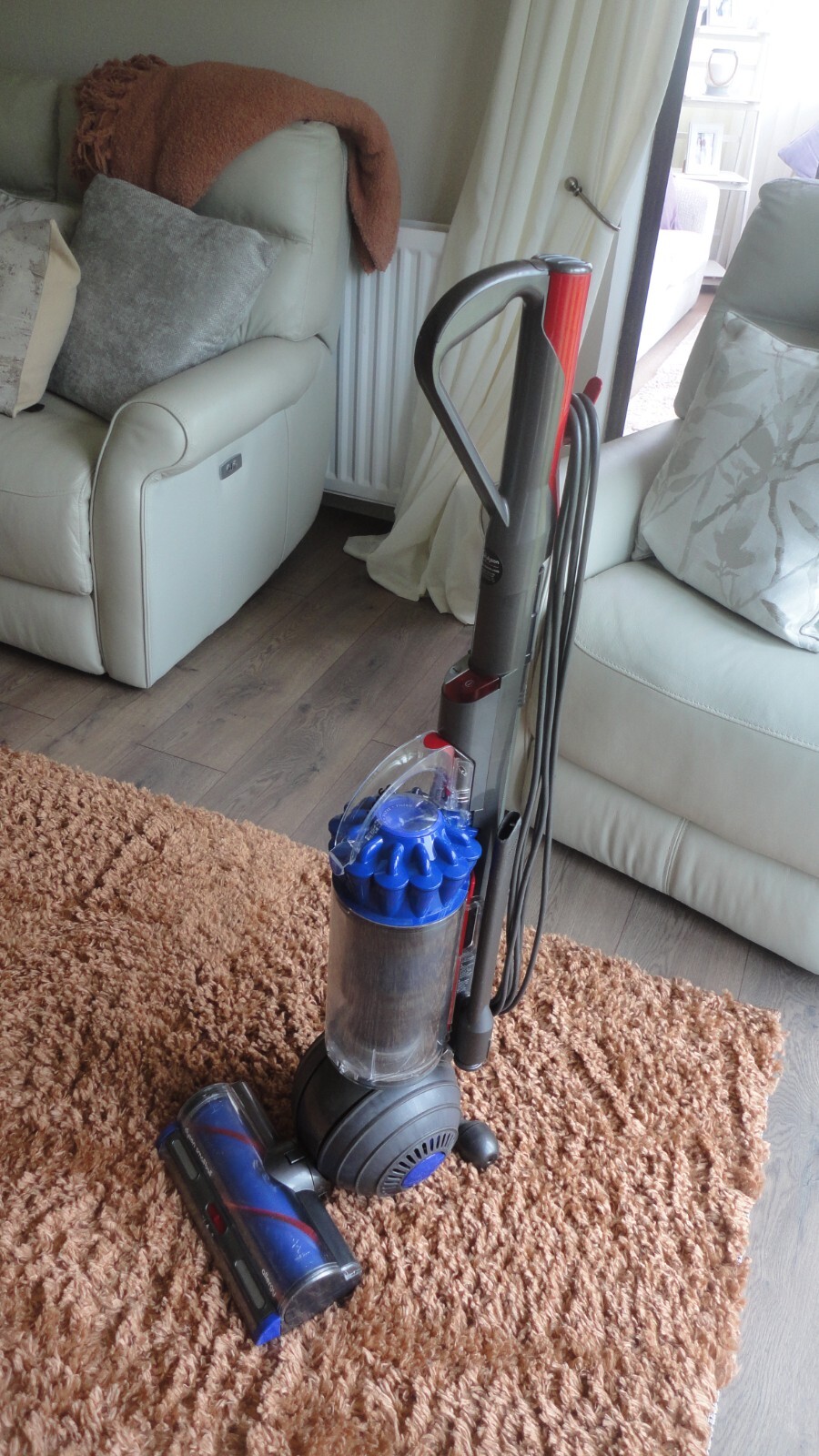 Dyson Small Ball Allergy Bagless Upright Vacuum Cleaner Up22 5025155044636 eBay