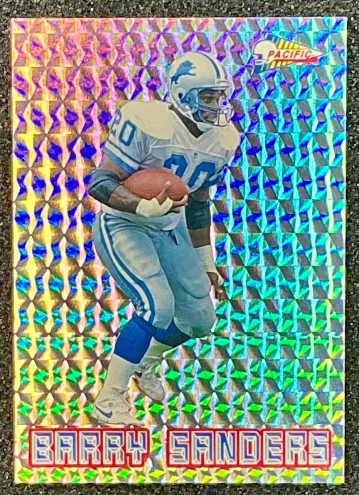1993 Pacific Triple Folder Barry Sanders Silver Prism #16 Lions