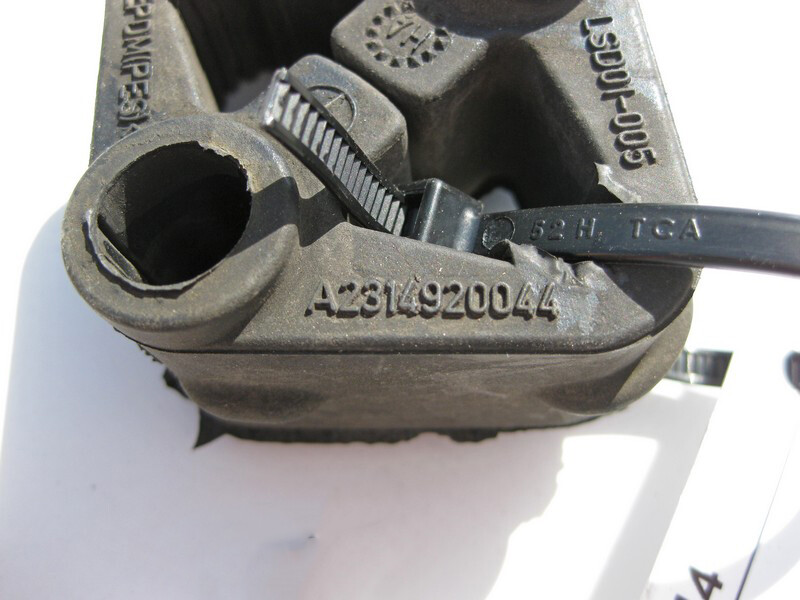 Mercedes-Benz A2314920044 Silencer rubber suspension ring E-Class  