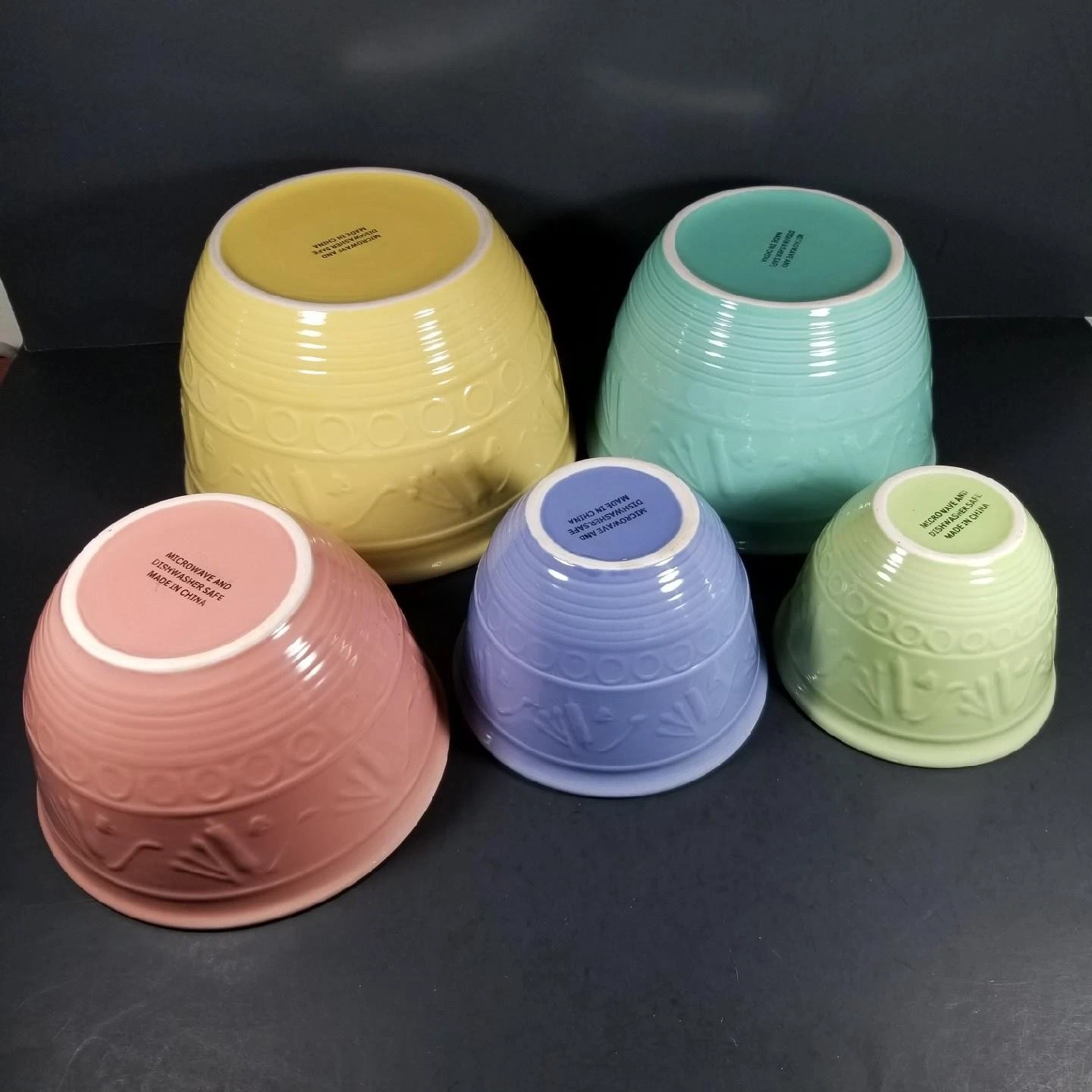 5 Gooseberry Patch Nesting Mixing Bowls Set Rolling Pin Utensils Design 2001 EUC