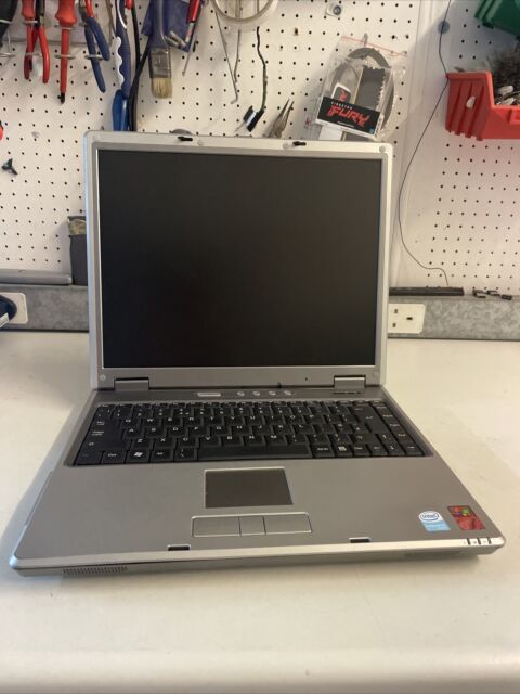 Advent 7087 Laptop Celeron 1.5 GHz 512MB RAM 40 GB HDD Dead Motherboard no power
