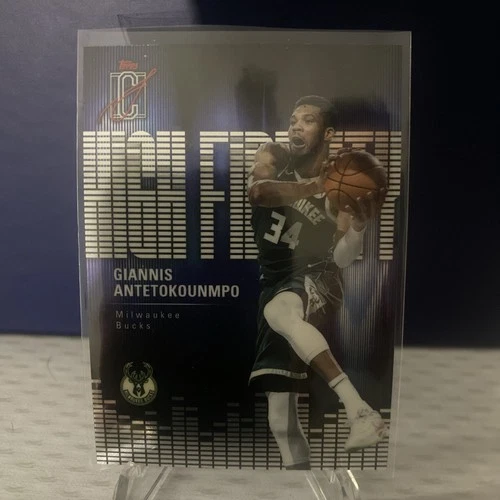 2025 Topps Signature Giannis Antetokounmpo Base (RAW)