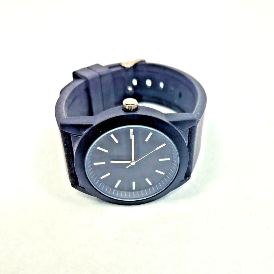 Reloj FMD Hombre Correa Silicona Negra Esfera Negra 42mm Batería Nueva Foto 4 de 4