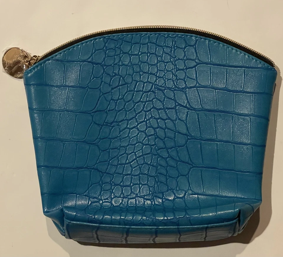 ELIZABETH ARDEN NEW YORK BLUE COSMETIC TRAVEL BAG CROCODILE PRINT FAUX LEATHER - Image 4 of 4