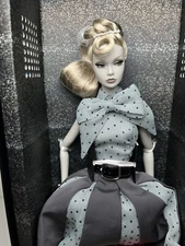 Integrity Toys FR 2022 Stay Tuned Event WE LOVE POPPY PARKER DOLL #77239 NRFB