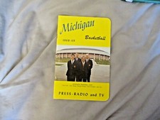 1968-69 MICHIGAN BASKETBALL MEDIA GUIDE Yearbook JOHNNY ORR RUDY TOMJANOVICH AD
