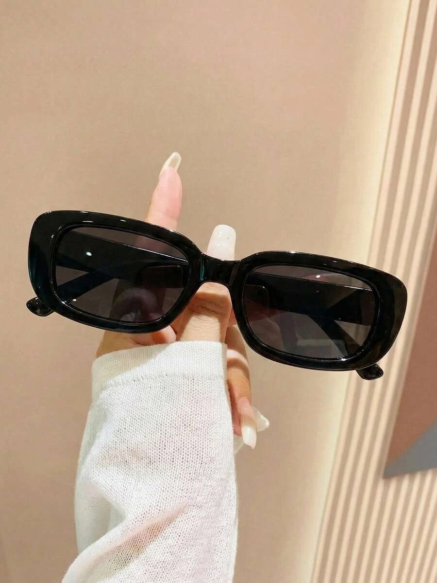 Black Rectangle Sunglasses Retro UV400 Fashion Shades for Men Women