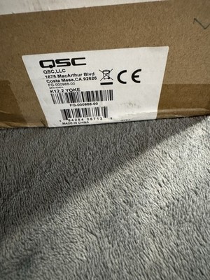 QSC K12.2-Yoke Vertical or Horizontal Mounting for K12.2 Speaker