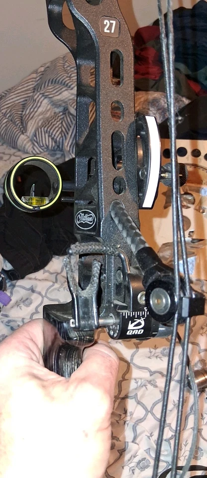 Блочный лук Mathews V3 27 для правой руки с полной загрузкой - Изображение 3 из 4