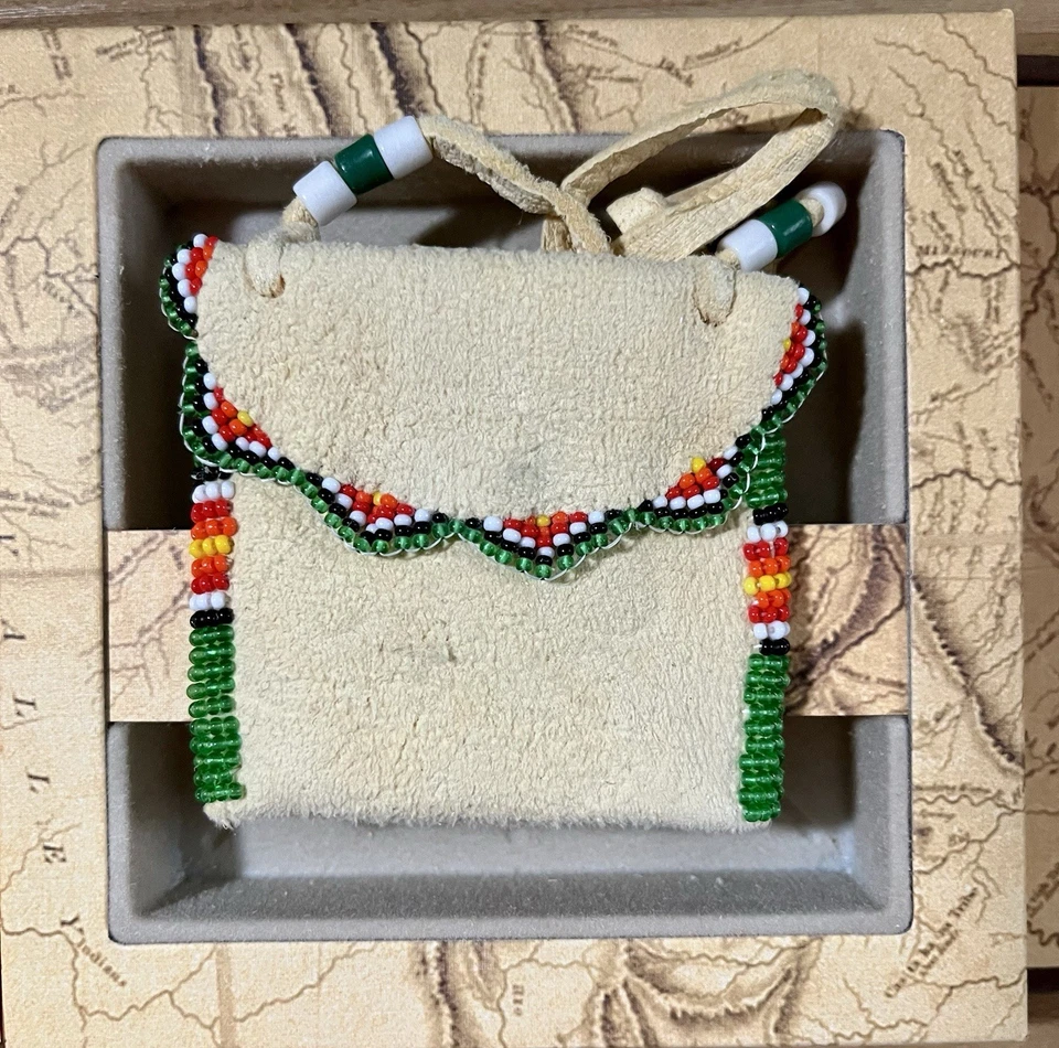 2004 US Mint Lewis & Clark Coin & Pouch Set Great Sioux Nation, Standing Rock - Image 2 of 4