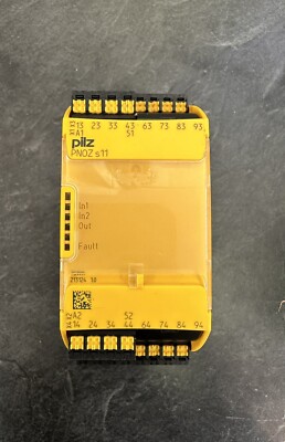 Pilz PNOZs11 Safety Relay 751111 24VDC PN0Zs11 8 NO & 1 NC Contact