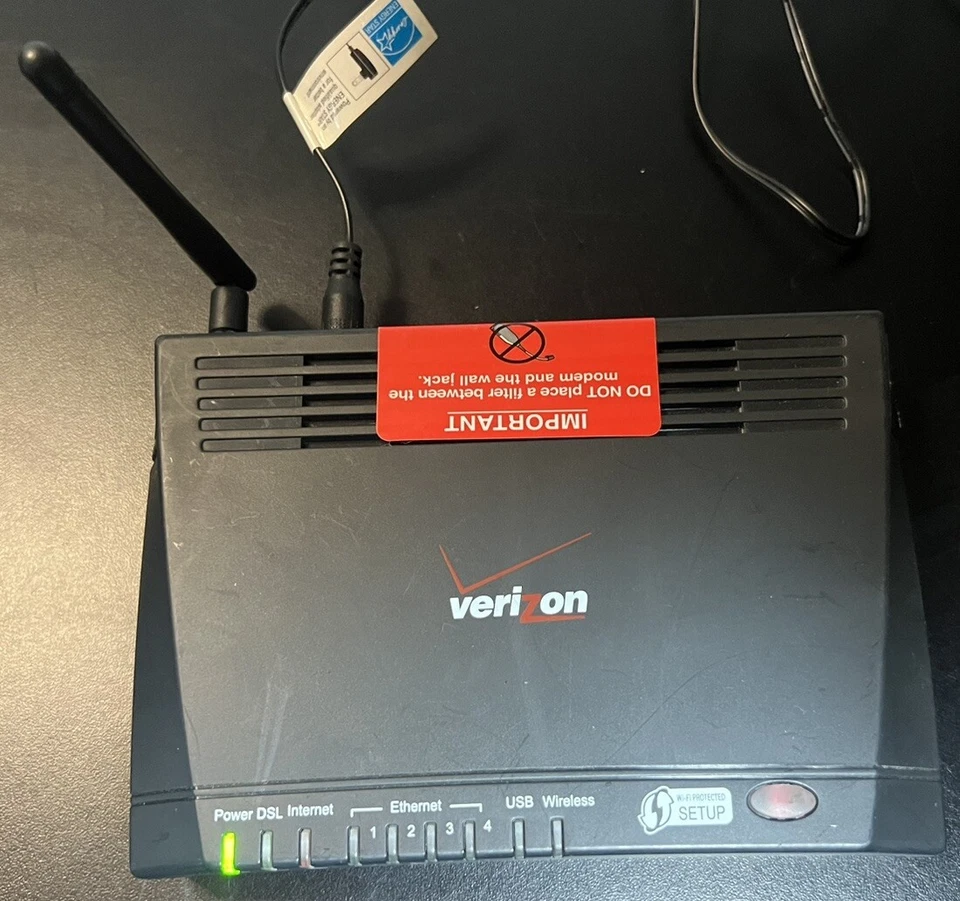 Verizon Actiontec GT704WG DSL Modem Router 4-Port 54 Mbps Wireless - Image 2 of 4