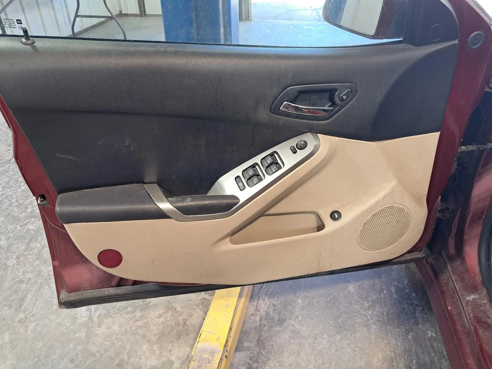 Used Front Left Door Interior Trim Panel fits: 2010 Pontiac G6 Grade A Foto 2 de 4