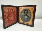 ANTIQUE CIVIL WAR ERA SMALL PHOTO CASE WITH TINTYPE PHOTO MAN