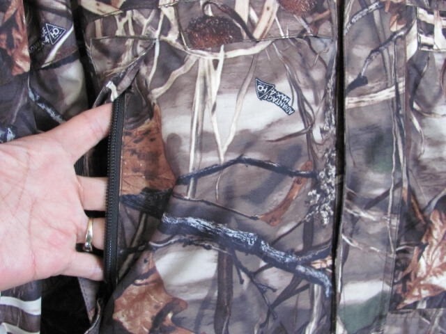 Cabelas Dry-Plus Mens XLT Blaze Orange Camo Insulated Hunting Bibs
