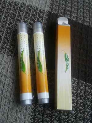 brightening eye roller