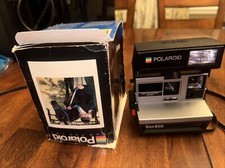 Vintage Polaroid Sun 600 LMS Instant Film Flash Land Camera with Strap and Box
