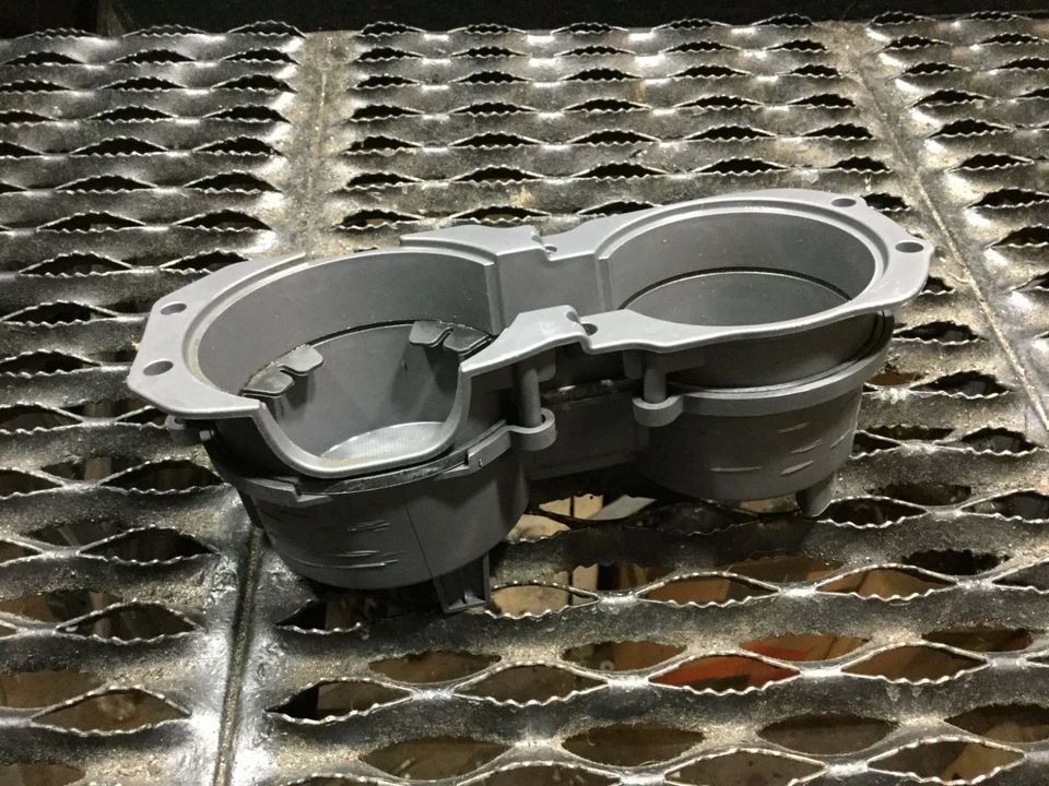 06 07 08 09 10 11 KIA RIO CENTER CONSOLE CUP HOLDER 846401G250XI OEM - Image 3 of 4