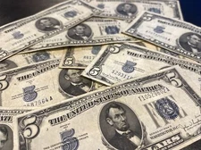 1934 Five Dollar ($5) Bill Silver Certificate Average Circulated Clean • 1 NOTE