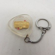 PORTE CLÉS ANCIEN - KEYCHAIN - CARAVANES DIGUE & Cie