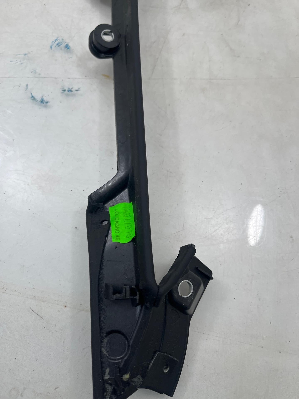 LH CENTER CONSOLE SIDE TRIM 4T0863051 LAMBORGHINI HURACAN 19
