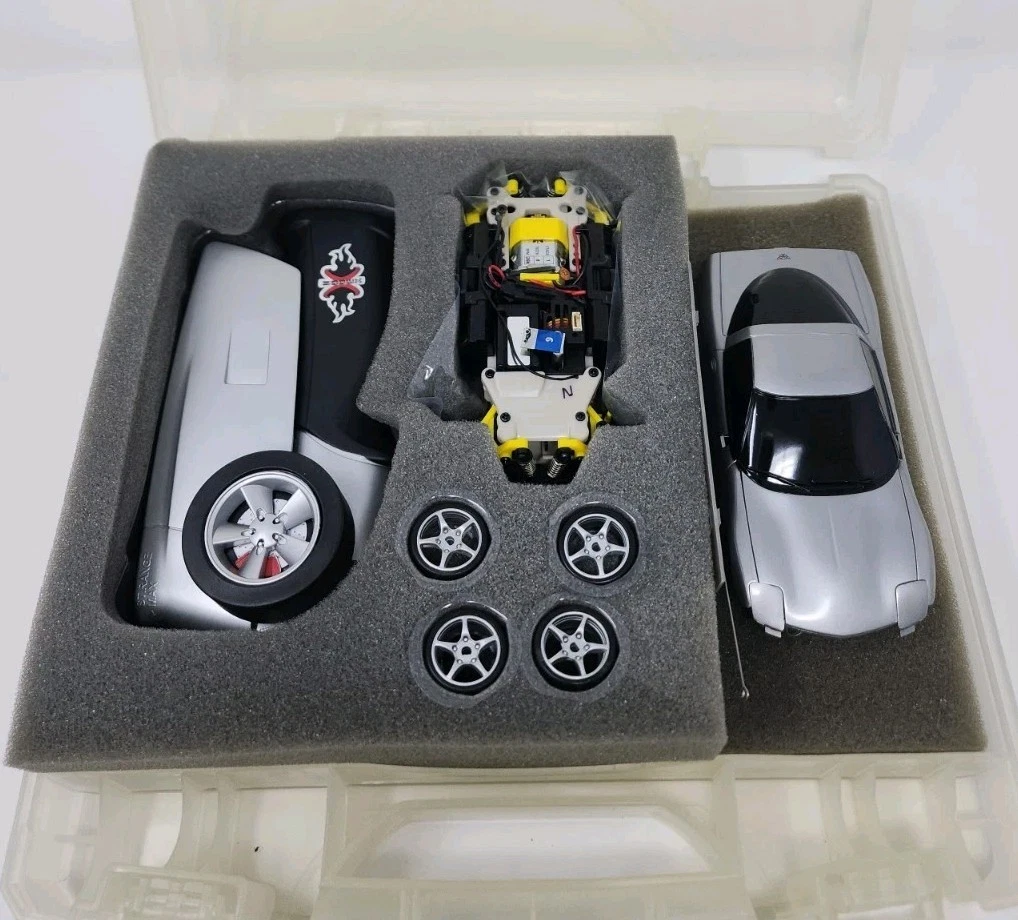 ラジコン　当時物　XMODS フォード　マスタング　スターターキット ラジコン 当時物 XMODS フォード マスタング スターターキット Xmod