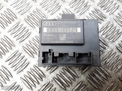 AUDI A6 C6 STEUERGERÄT TÜRSTEUERGERÄT/MODUL LINKE SEITE HINTEN 4F0959795F Bj 2007
