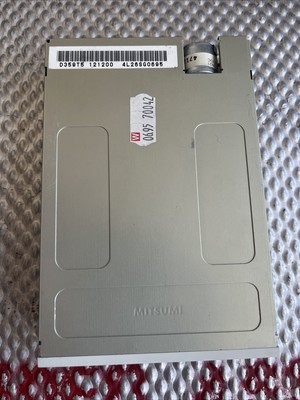Mitsumi 3,5'' Zoll 1,44MB HD internes Diskettenlaufwerk