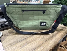 VANS Off the Wall Olive Green Tote New Without Tags