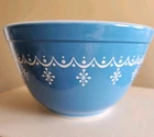 Vintage Pyrex 401 Blue Snowflake Garland Mixing Nesting Bowl 1 1/2 PT